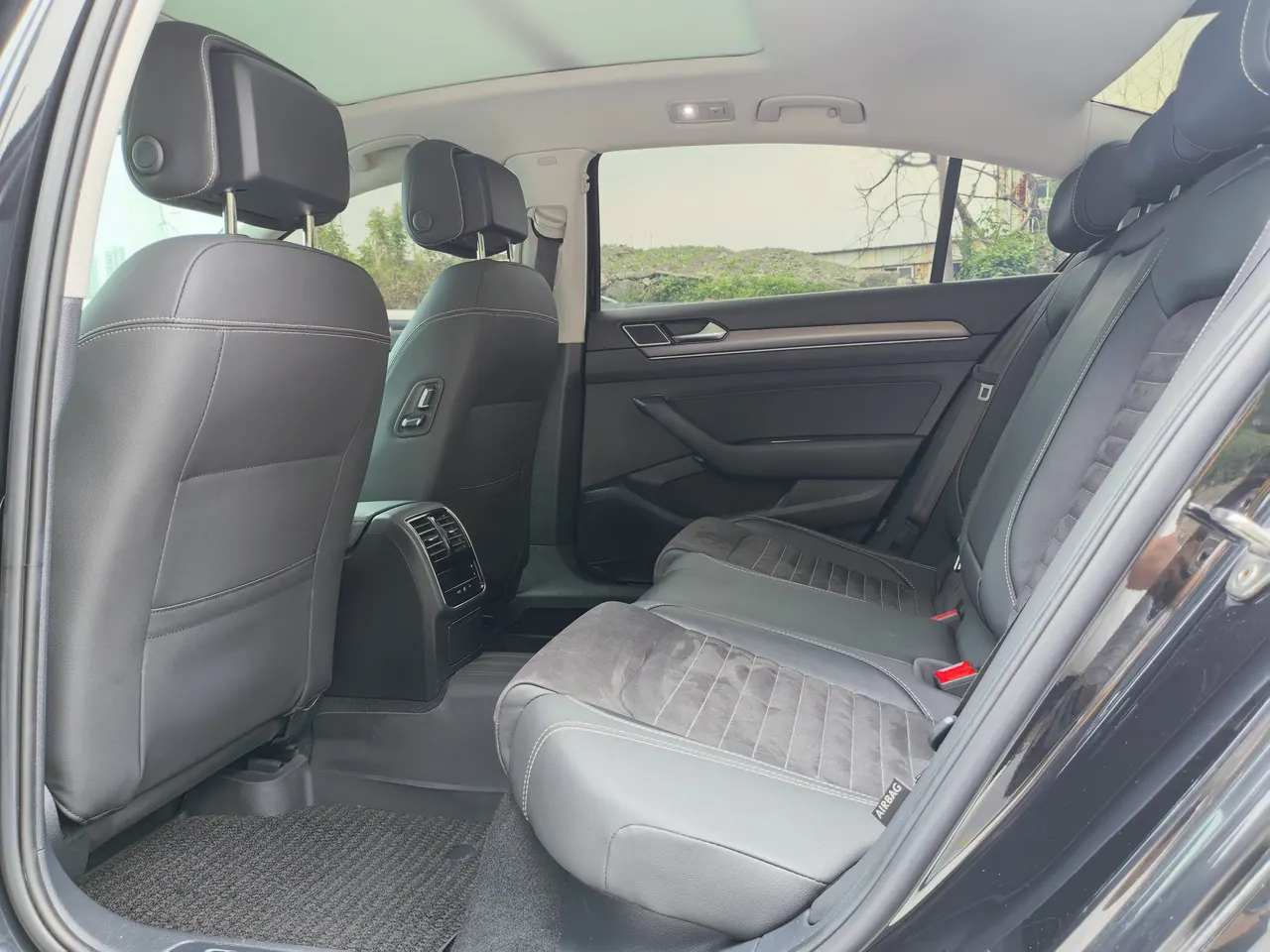 Volkswagen 2020 Magotan 2.0TSI 380TSI Luxury Automatic 9