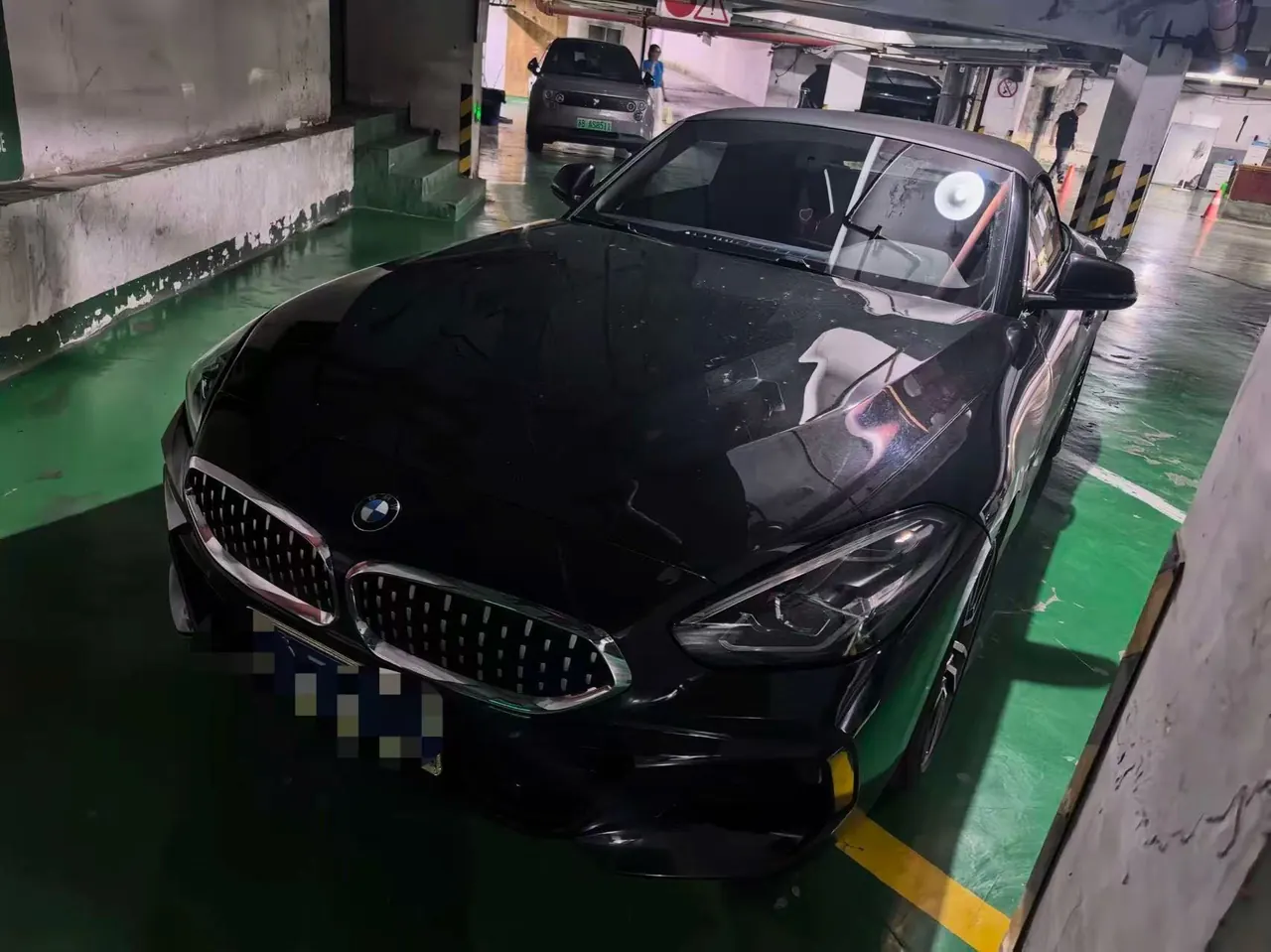 Открыть галерею: BMW Z4 (Imported) 2020 Z4 sDrive25i 2.0T Silver Cream Limited Edition Automatic Gear