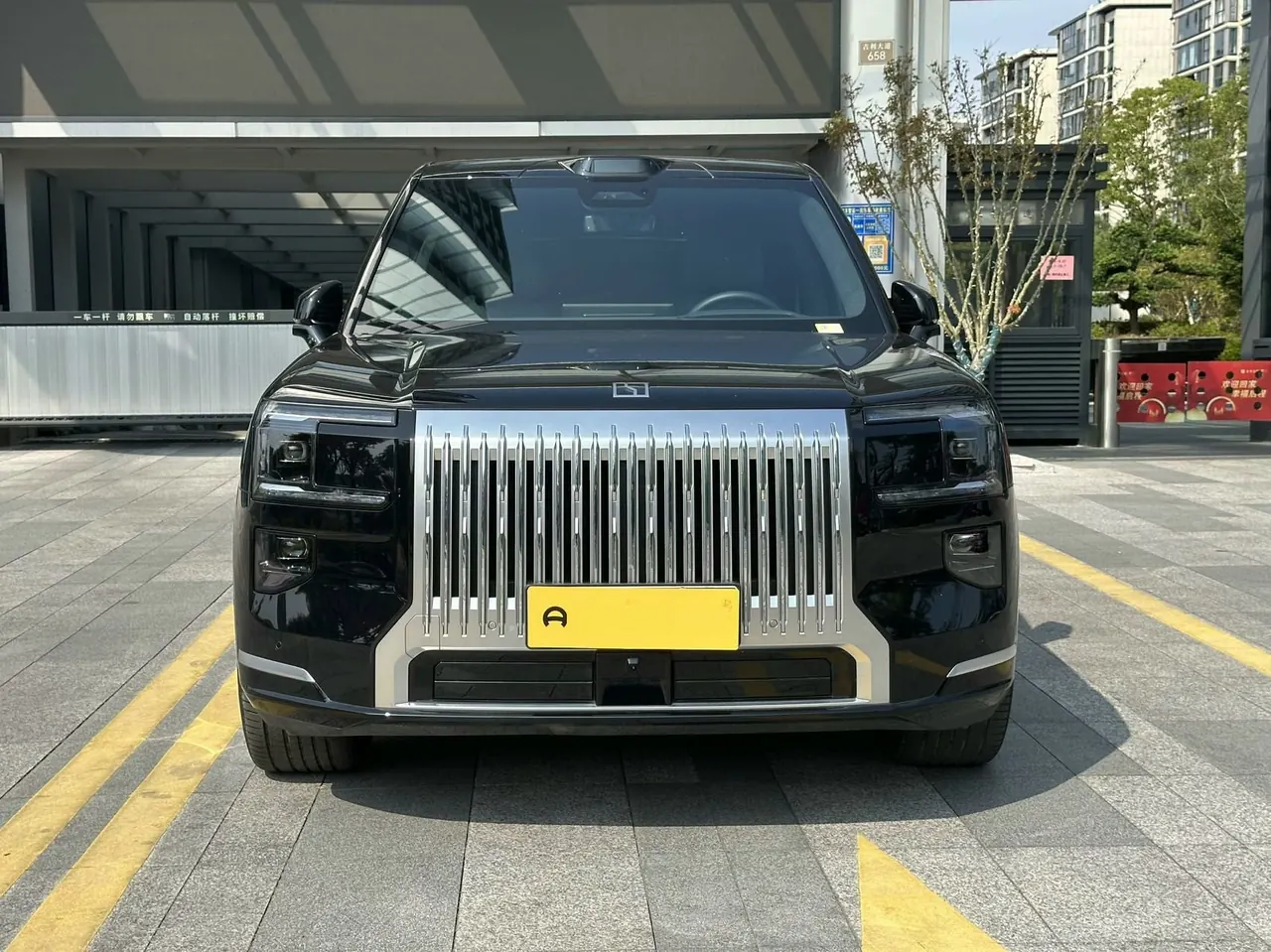 Zeekr 2025 Zeekr 9X 2.0T Ultra Edition 70kWh Automatic Gear 2