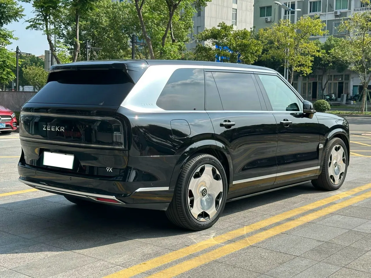 Zeekr 2025 Zeekr 9X 2.0T Ultra Edition 70kWh Automatic Gear 9