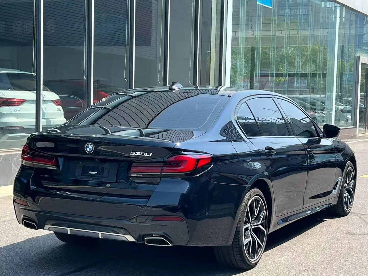 BMW 5 Series 2022 530Li 2.0T Exclusive M Sports Suit (Change 3) Automatic Gear 7