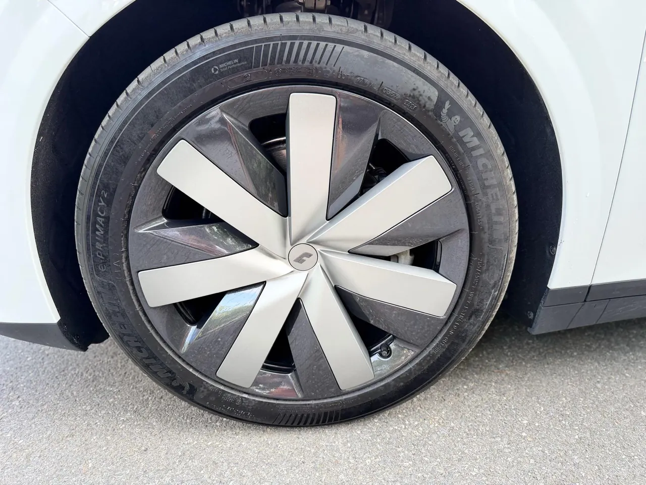 Li 2025 i6 four-wheel drive basic automatic transmission 4