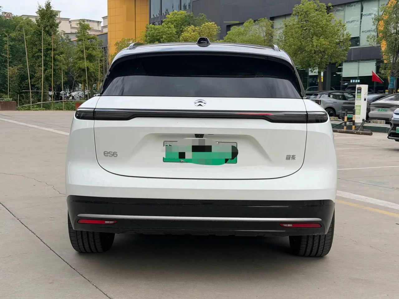 NIO 2024 ES 6 100kWh automatic gear 12