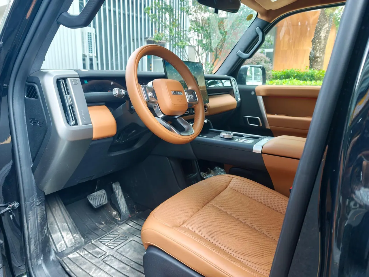 ICAR 2026 iCAR V 27 200KM 4WD Falcon 500 Automatic 2
