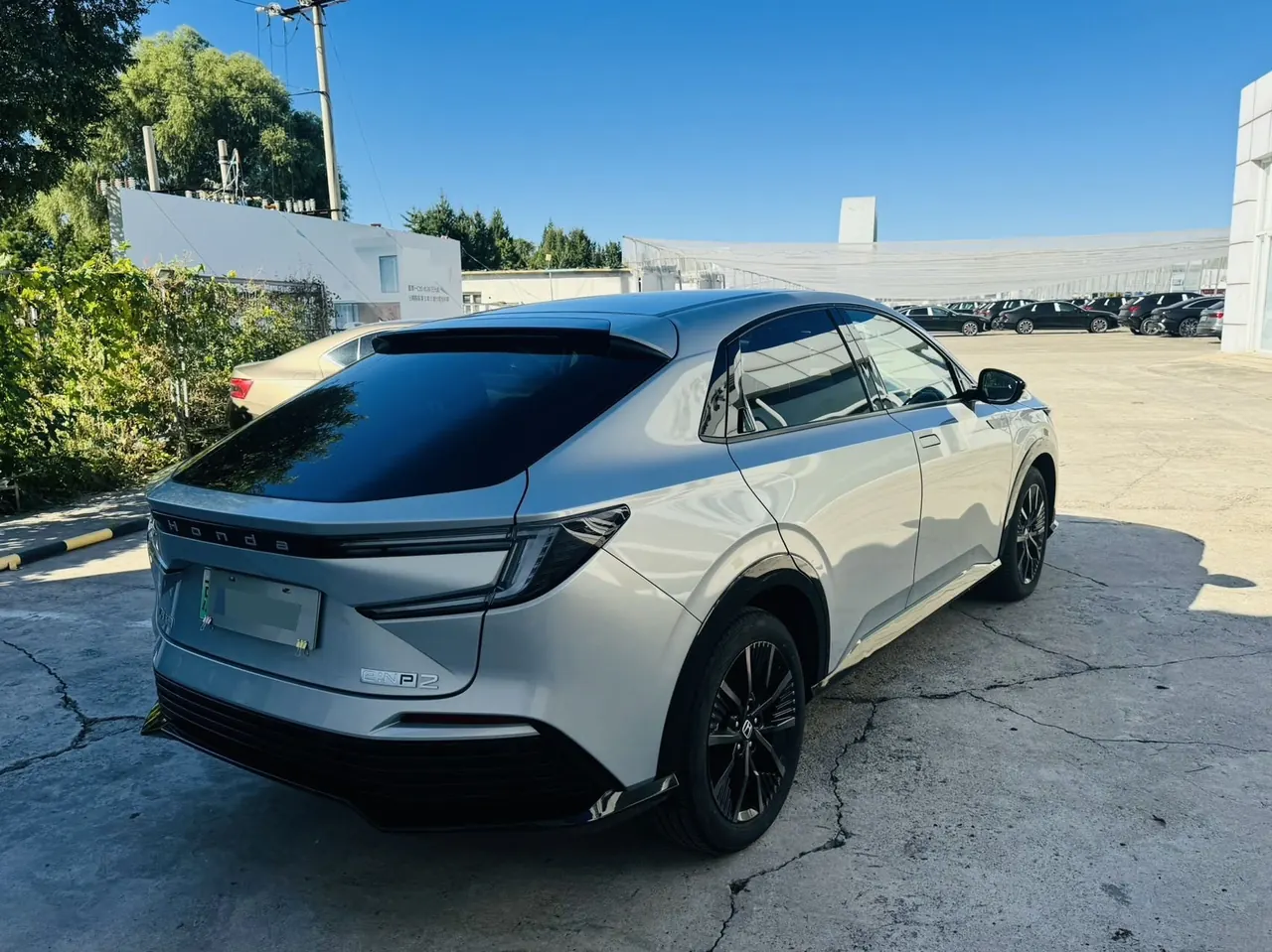 Honda 2024 e:NP2 (Pole 2) Advanced Automatic Gear 3