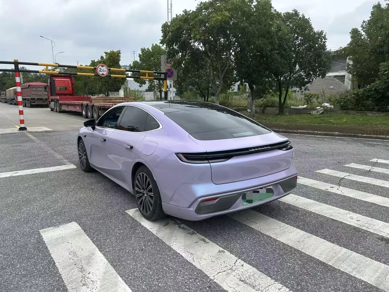 Geely Galaxy 2025 Xingyao 8 EM-P 1.5T 130km Starship Edition Automatic Gear 8