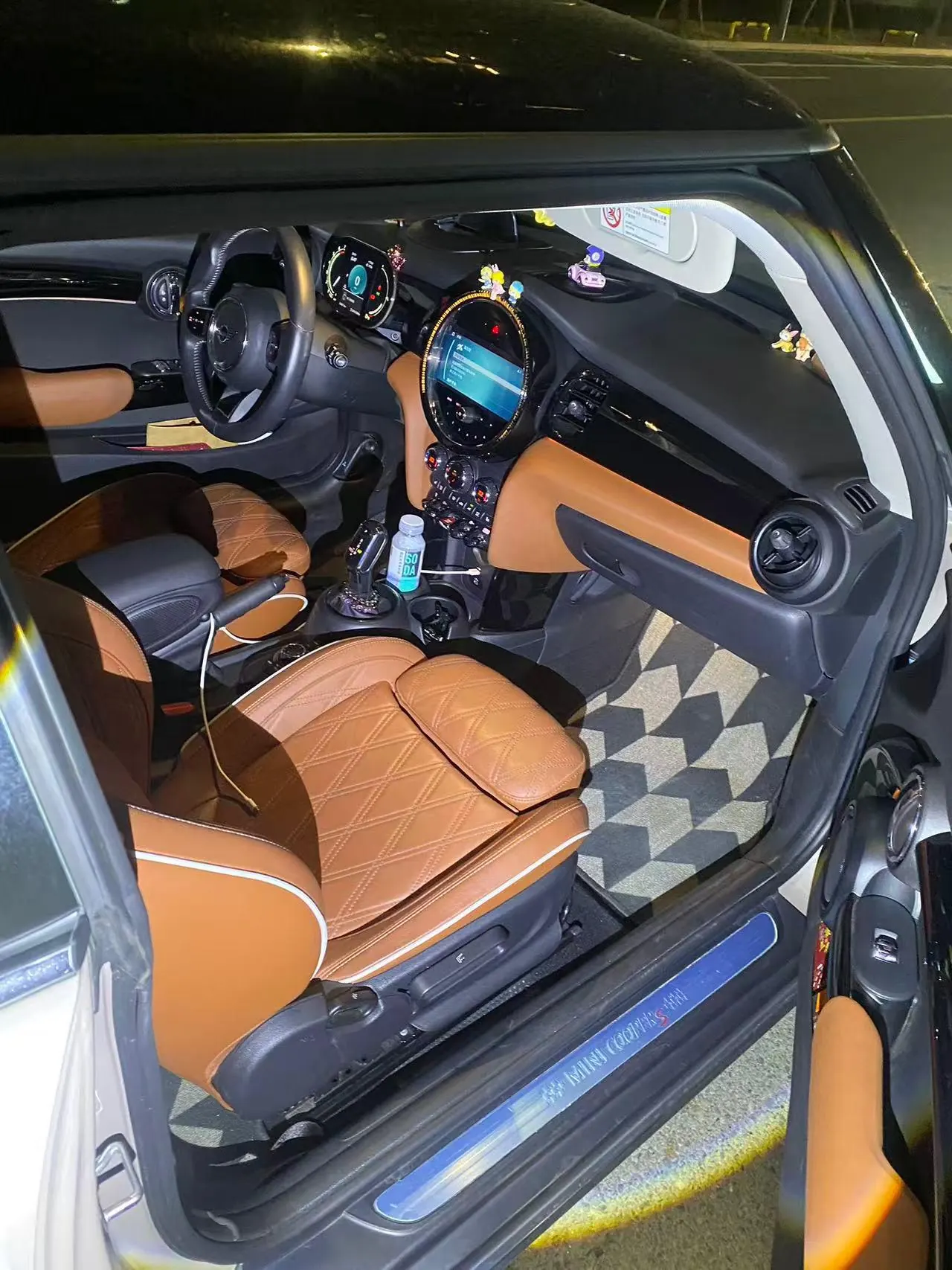 MINI Mini (imported) 2022 Mini Cooper S 2.0T artist automatic gear 4