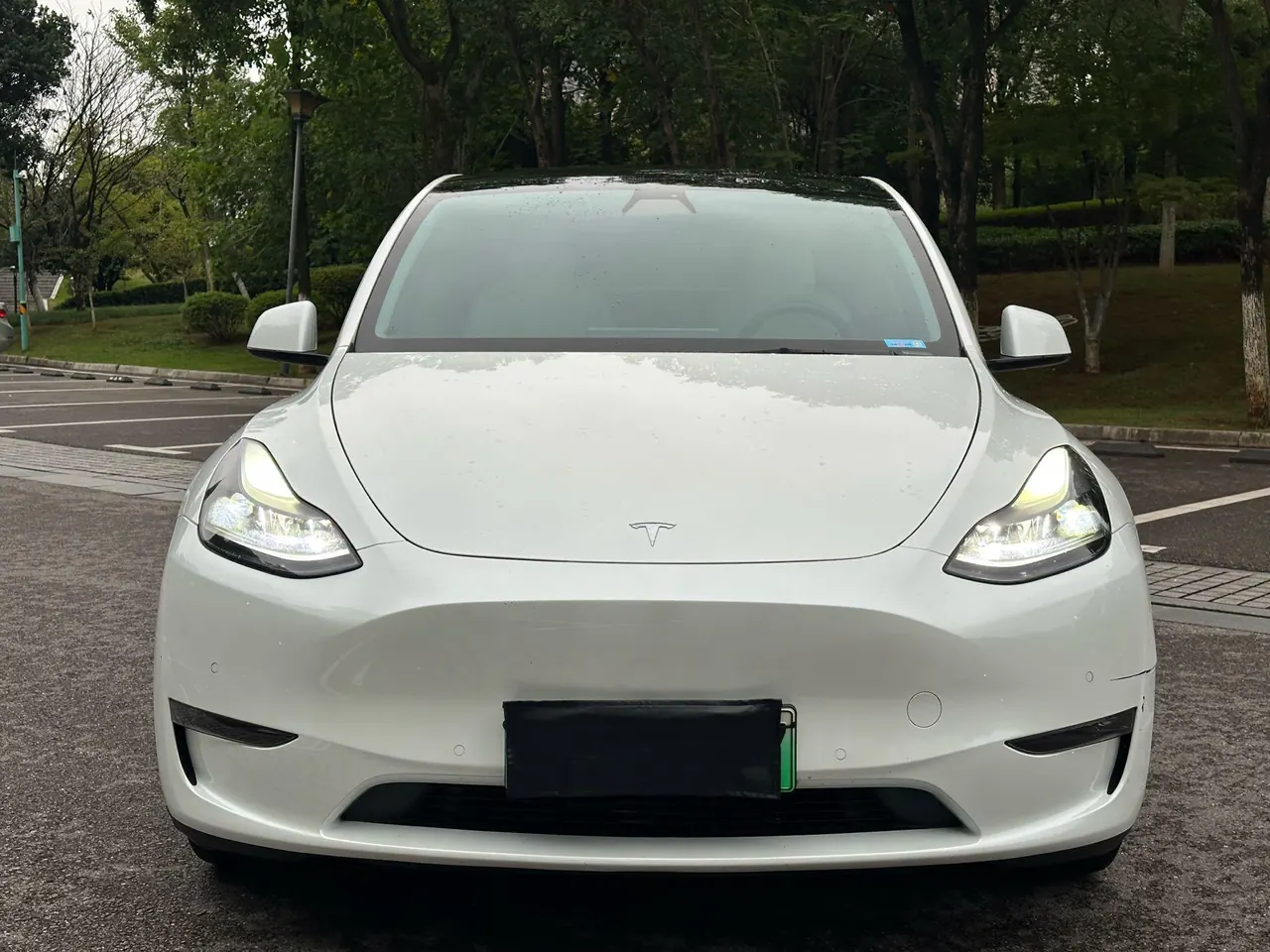 Tesla 2022 Model Y long endurance all-wheel drive version automatic transmission 2