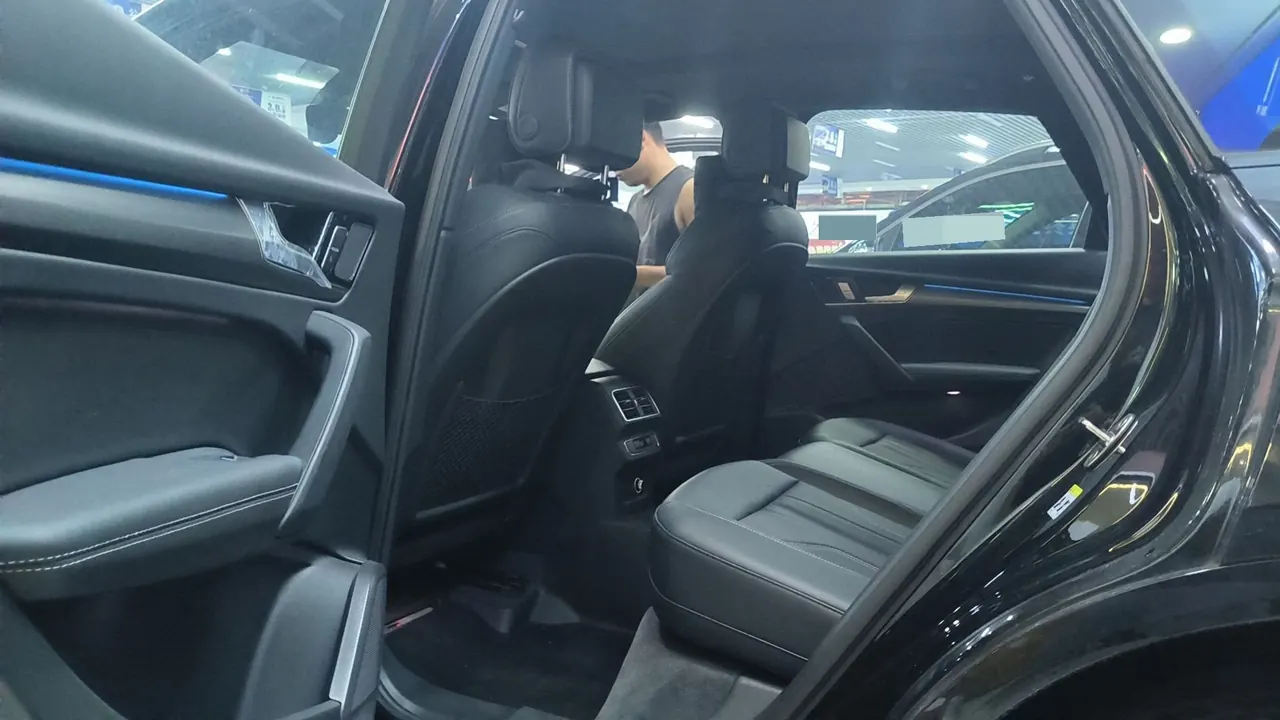 Audi 2025 Q5L 2.0TFSI 40TFSI luxury dynamic automatic 3