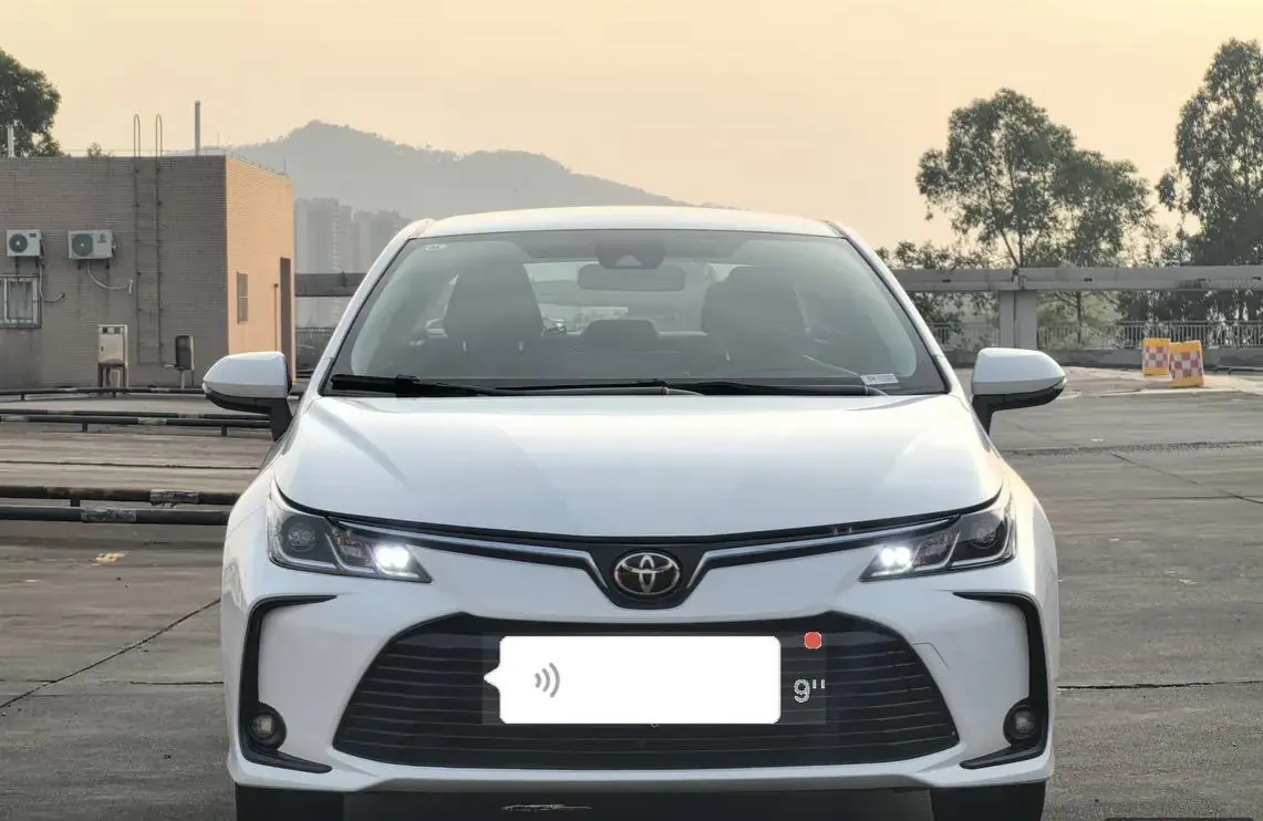 Toyota 2024 corolla 1.2T stepless elite version of automatic gear 3