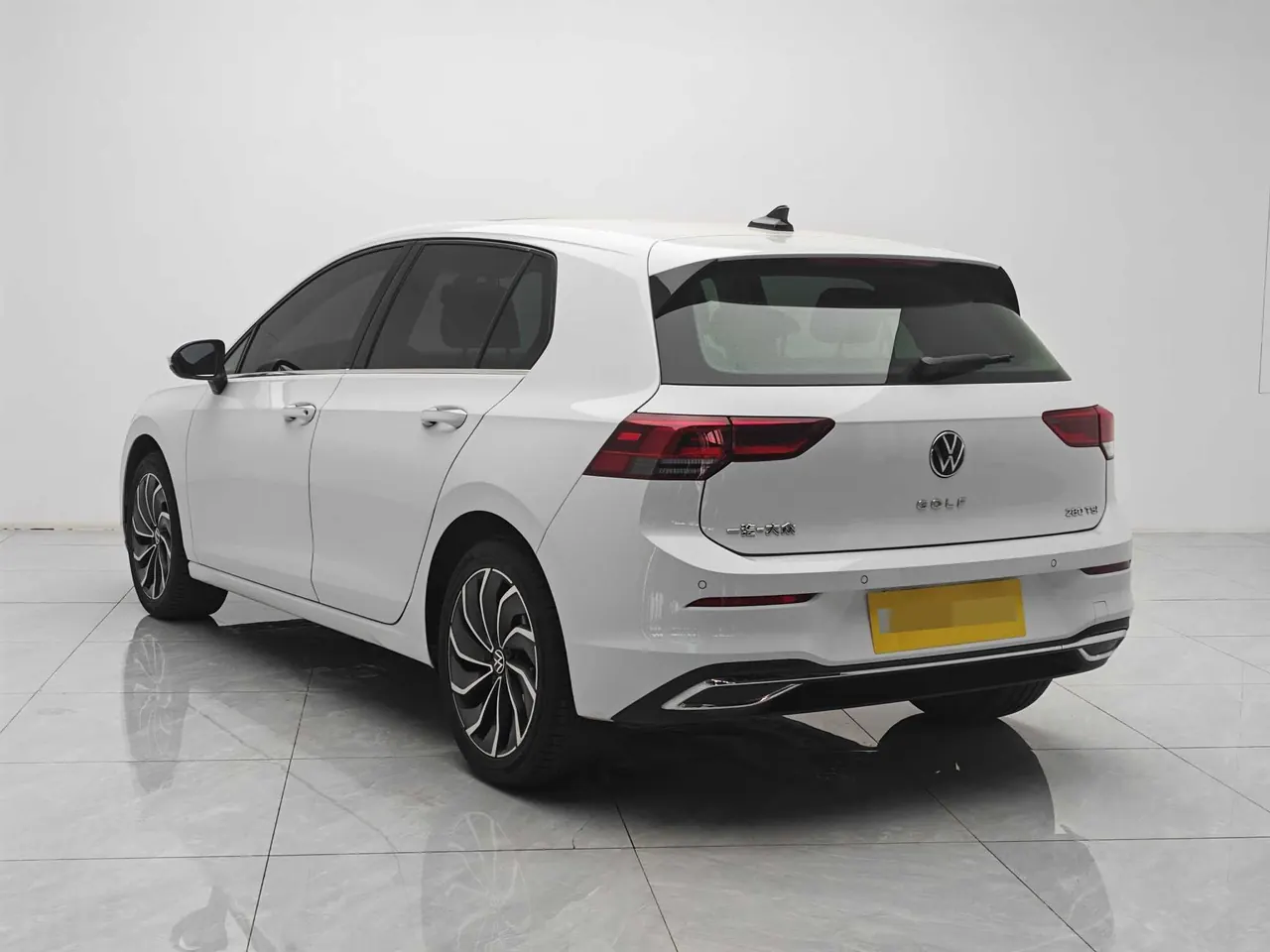 Volkswagen 2024 Golf 8 PRO 1.4TSI Enjoy Edition Automatic Gear 3