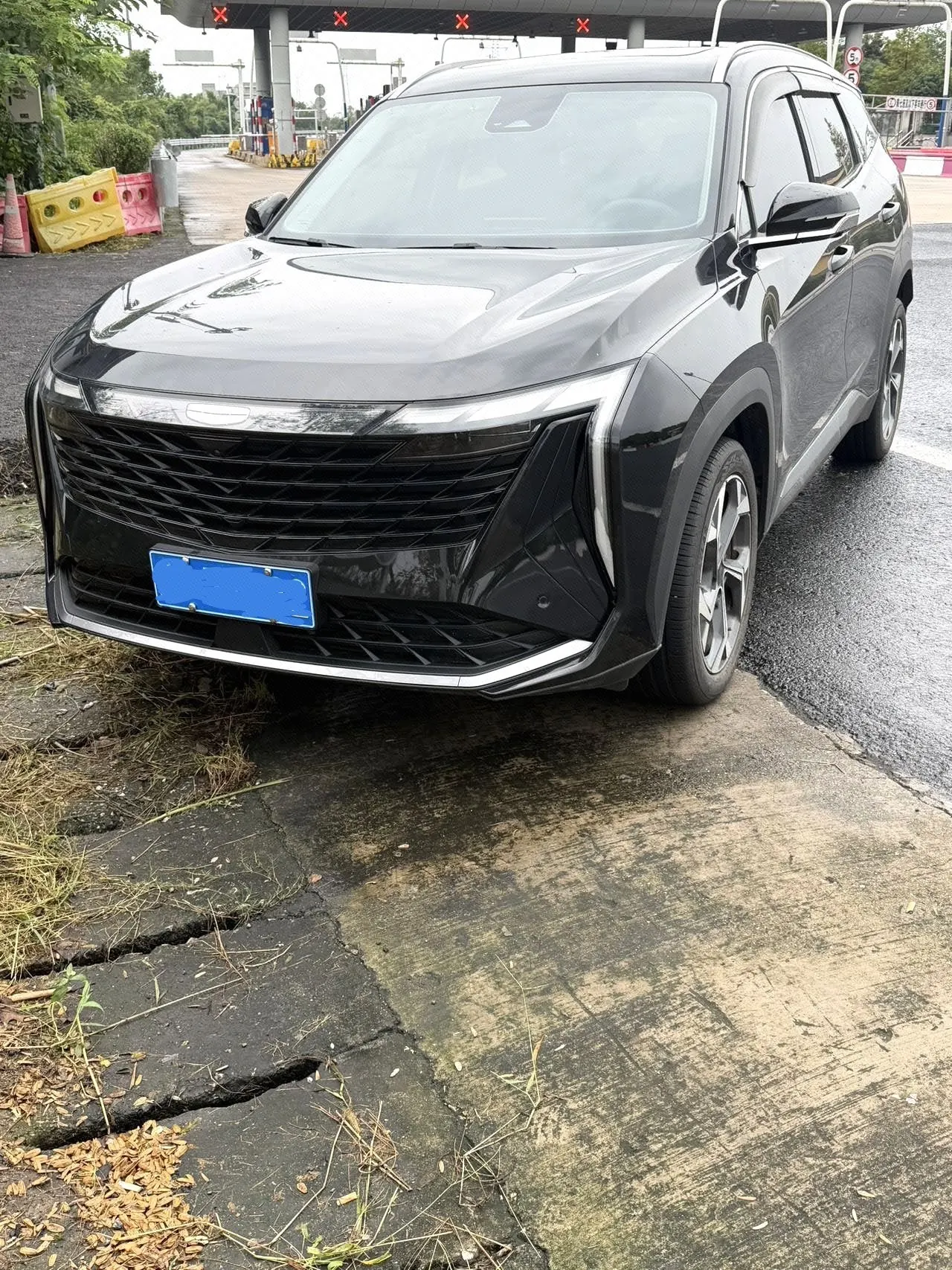 Open image lightbox: Geely 2024 Boyue L 1.5TD Premium Edition Automatic Gear