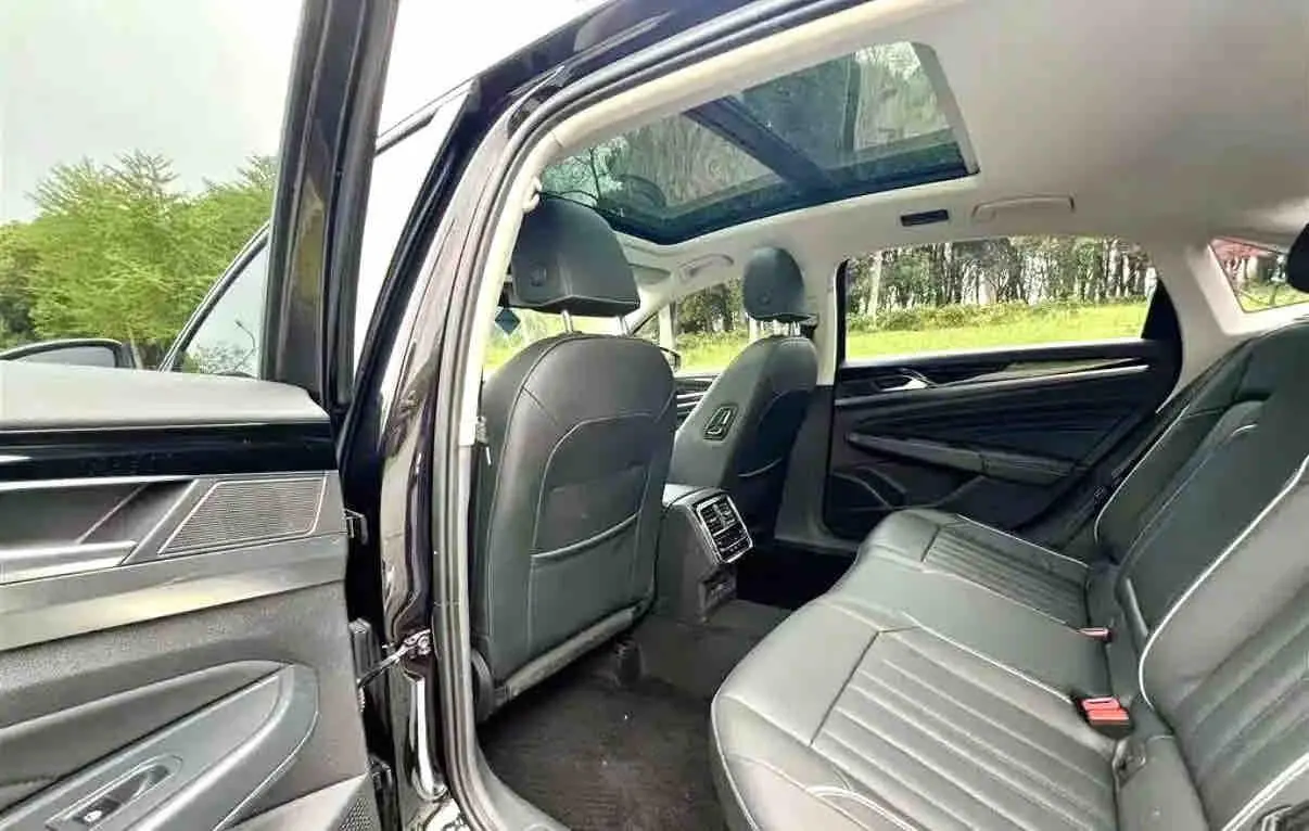 Volkswagen 2022 Passat 2.0TSI 330TSI Elite Edition Automatic 2