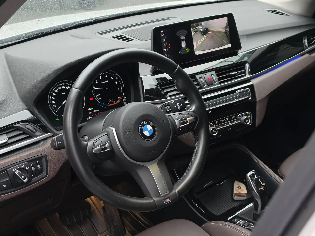 BMW 2022 X1 sDrive20Li 1.5T exclusive automatic gear 15