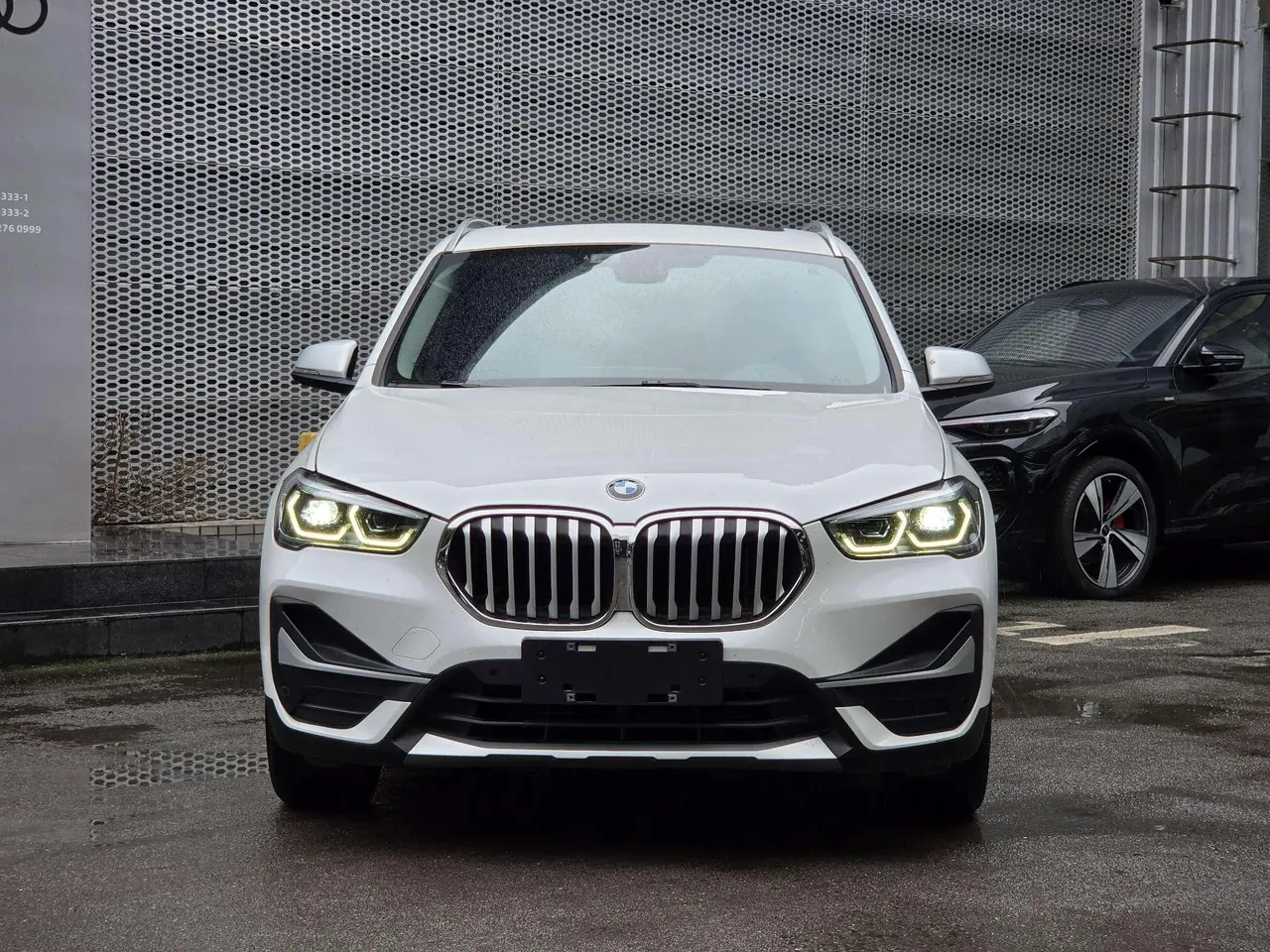 BMW 2022 X1 sDrive20Li 1.5T exclusive automatic gear 2