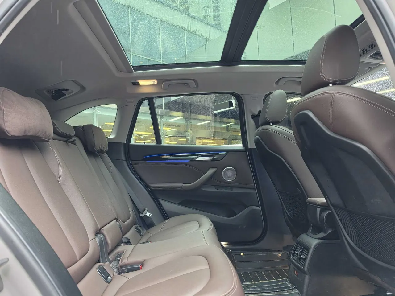 BMW 2022 X1 sDrive20Li 1.5T exclusive automatic gear 9