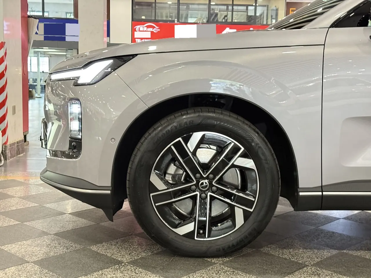 Volvo 2026 XC70 1.5T Two-Drive Long Endurance Core Automatic Gear 4