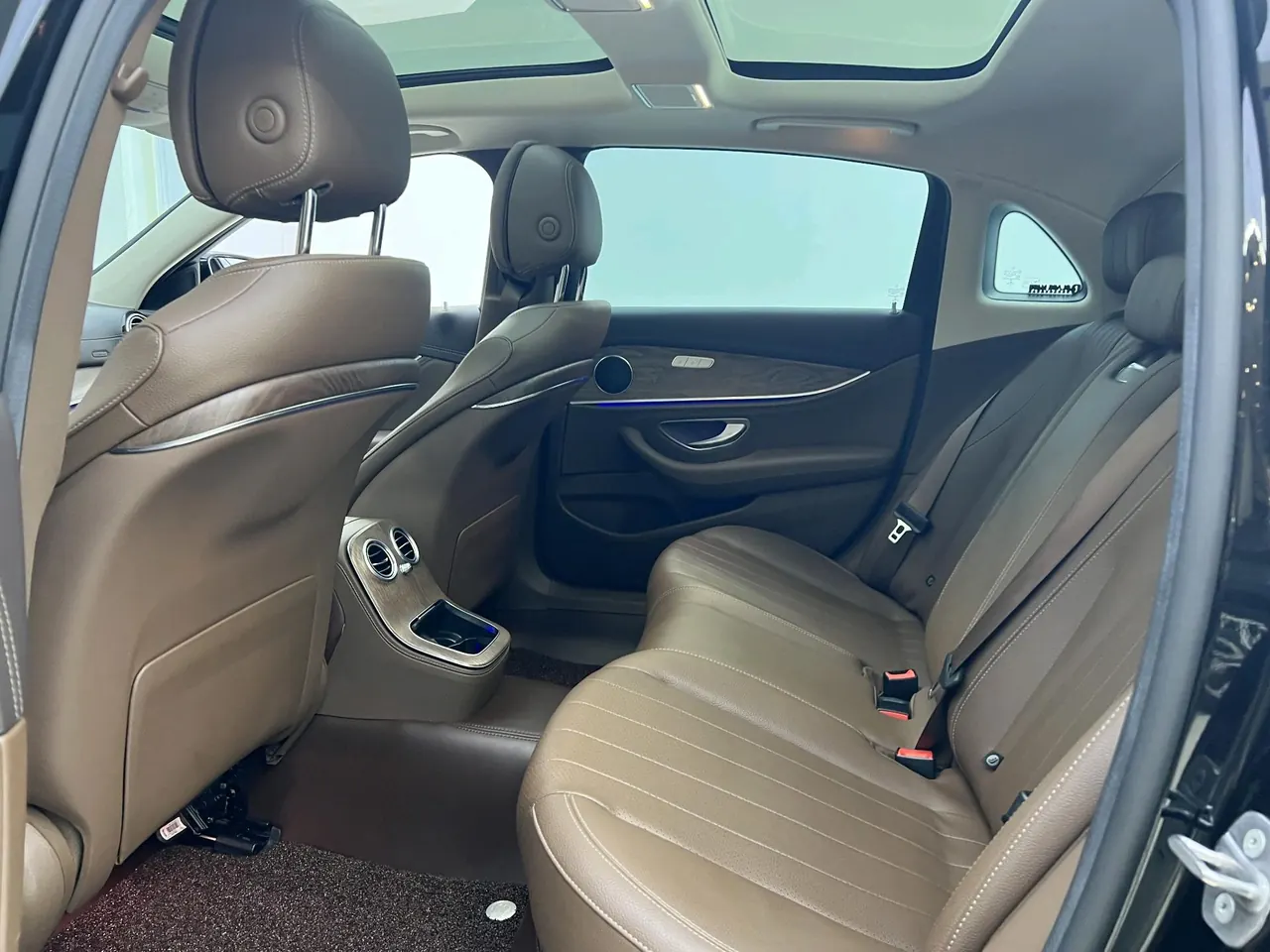 Mercedes Benz E Class 2022 E 300 L 2.0T Luxury (Modified 3) Automatic Gear 6