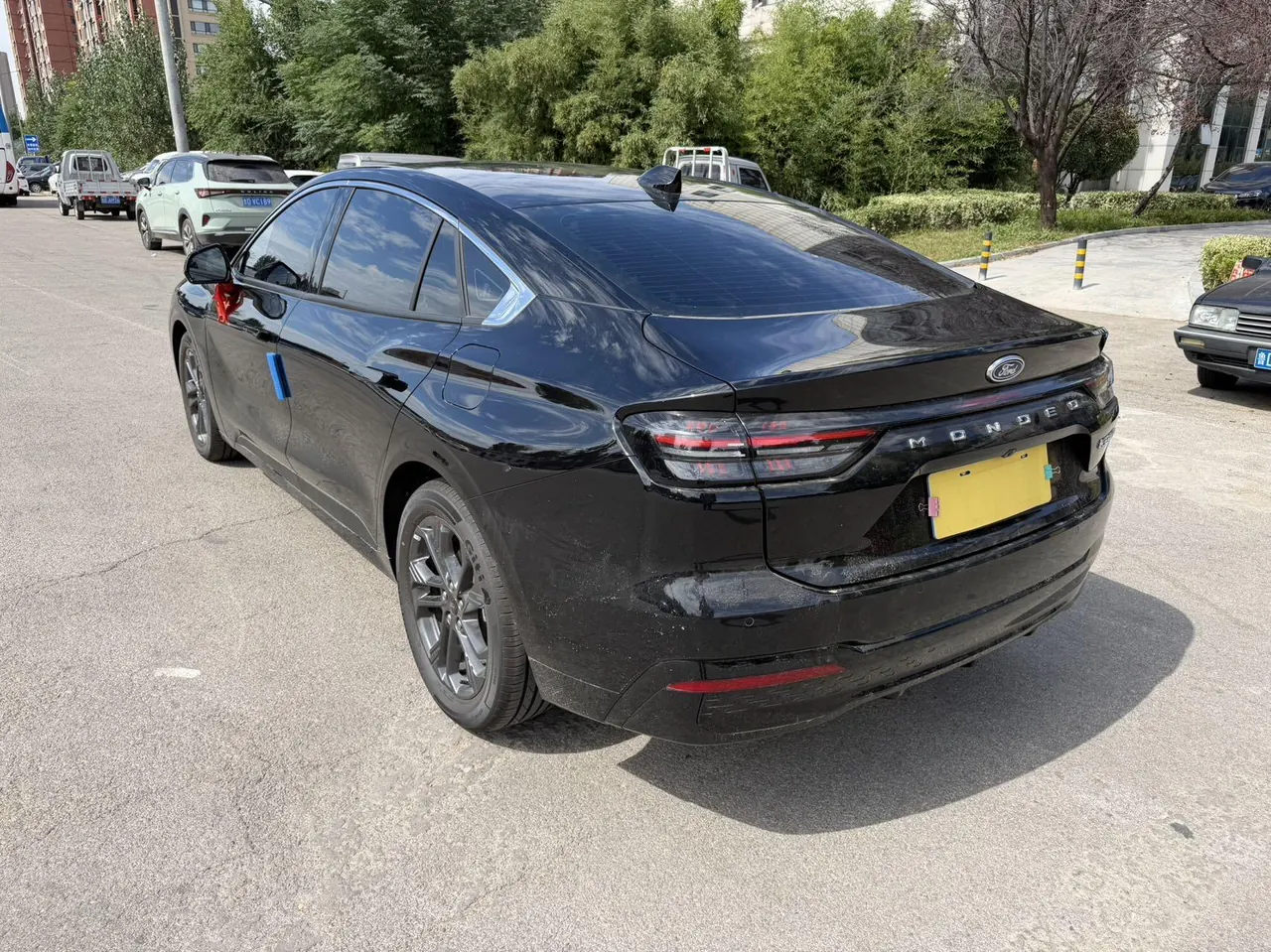 Ford 2026 Mondeo 2.0T EcoBoost Luxury Automatic 3