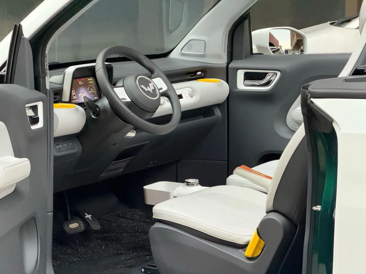WuLing 2022 Hongguang MINI EV Convertible Automatic Gear 6