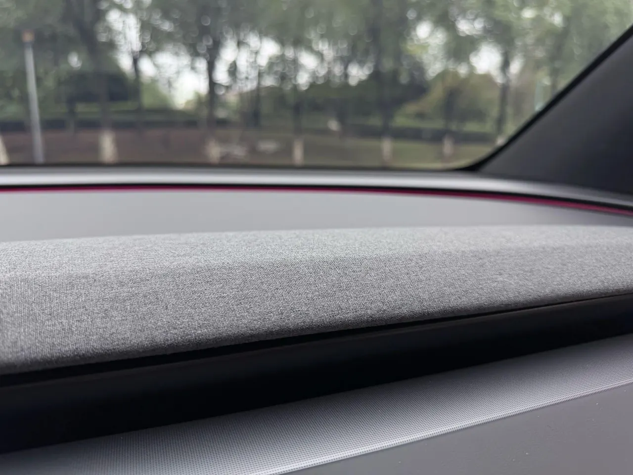 Tesla 2026 Model Y Rear-Wheel-Drive Automatic 12