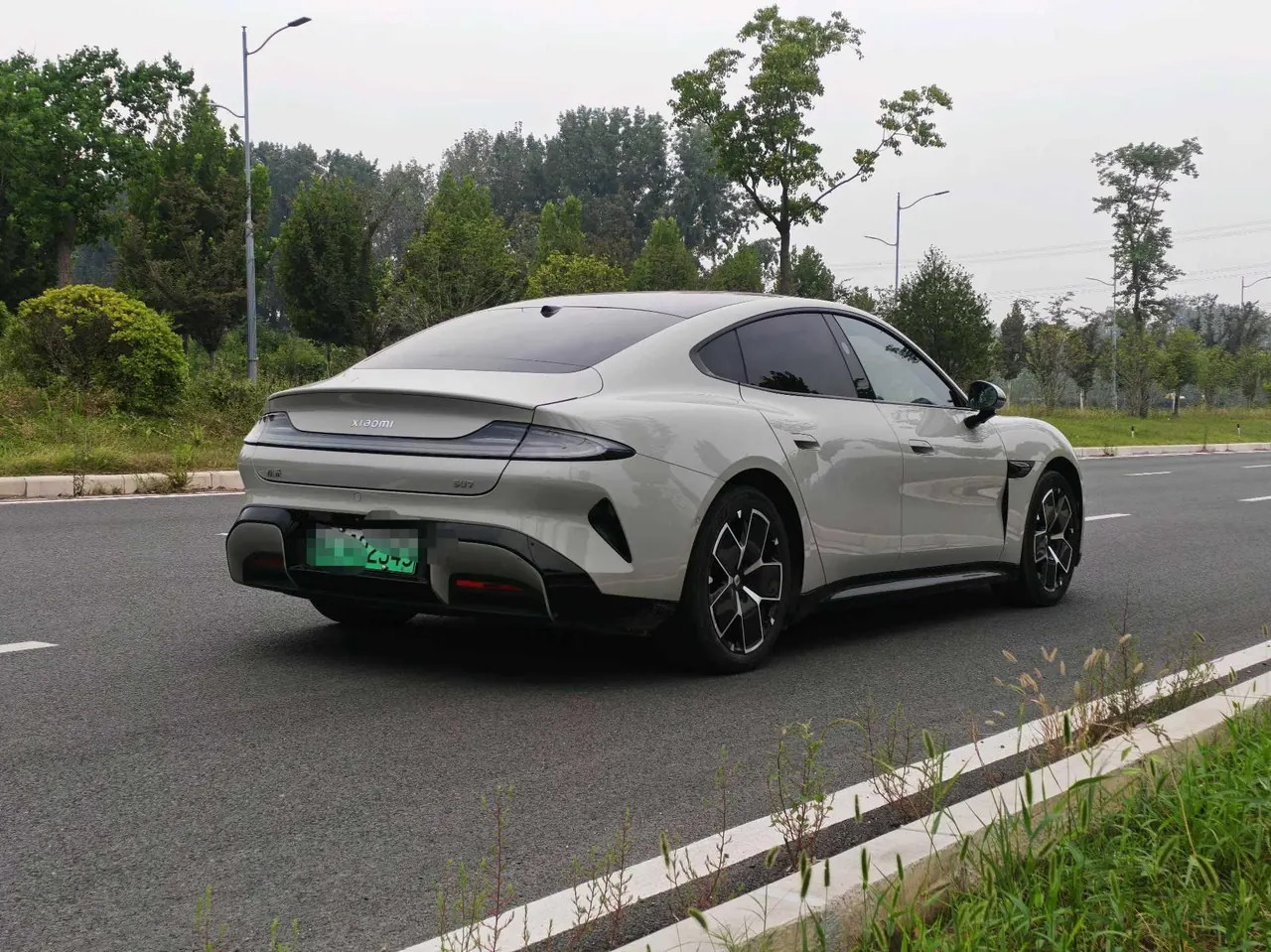 MI 2024 SU 7 700km Rear Drive Long Endurance Smart Driving Edition Automatic Gear 4
