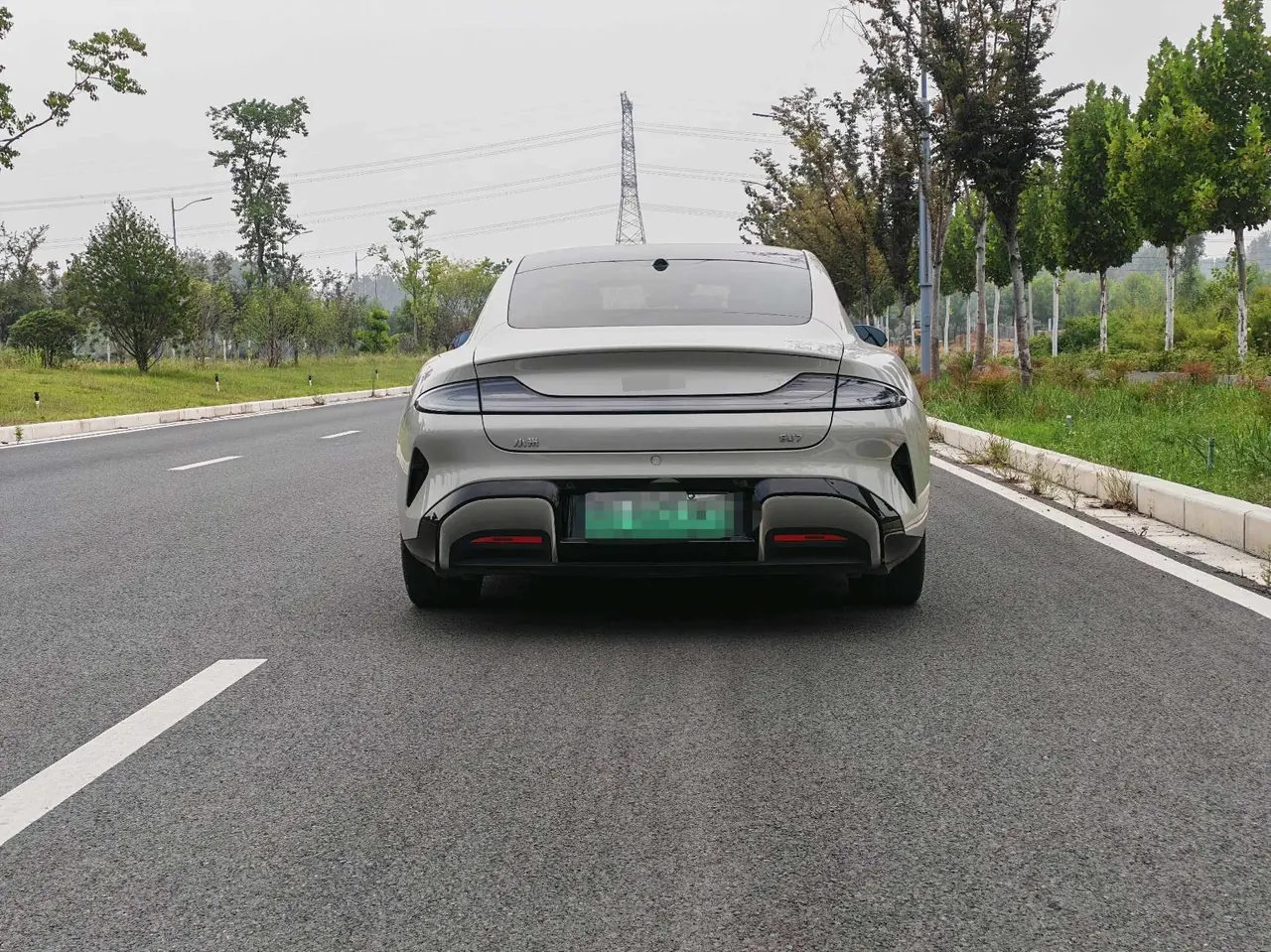 MI 2024 SU 7 700km Rear Drive Long Endurance Smart Driving Edition Automatic Gear 5