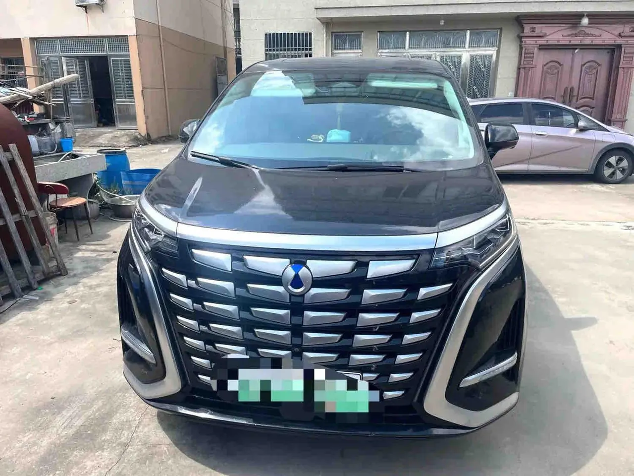 Denza 2022 Denza D9 DM-i 1.5T stepless 970 four-wheel drive flagship automatic gear 2