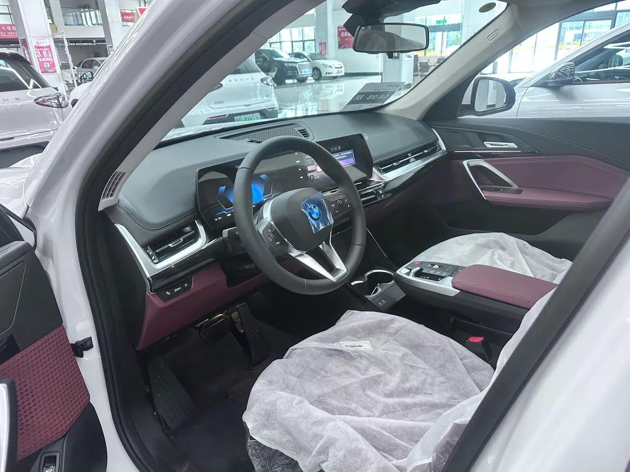 BMW 2026 iX1 eDrive25L eDrive25L X design set automatic gear 4