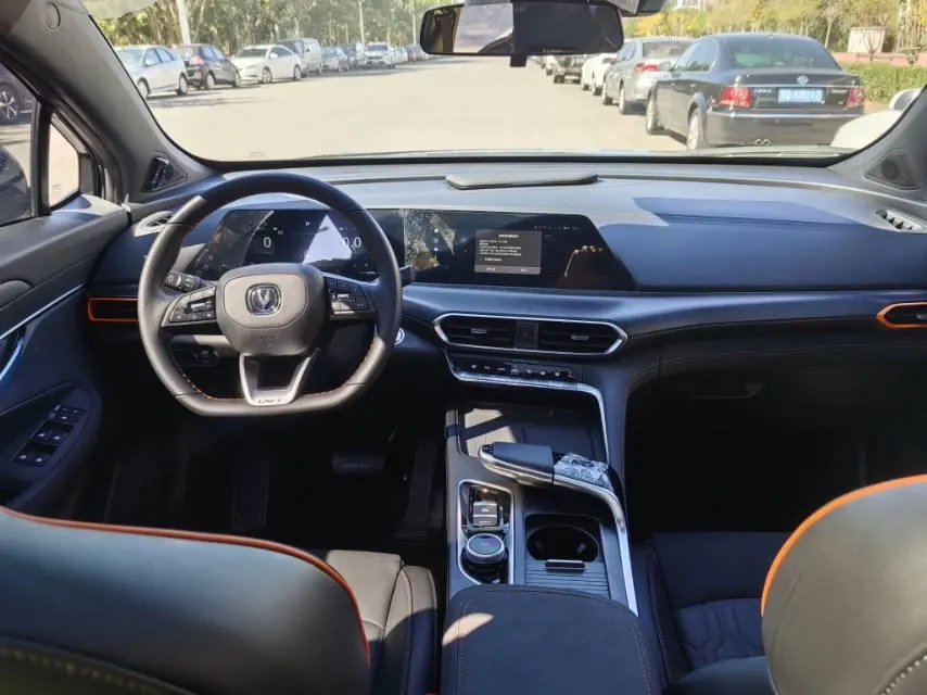 ChangAn 2022 UNI-T 1.5T Sports Edition Premium Automatic 12