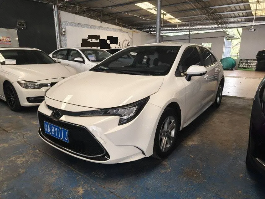 Open image lightbox: Toyota 2022 Lei Ling 1.2T Stepless 185T Deluxe Automatic Gear