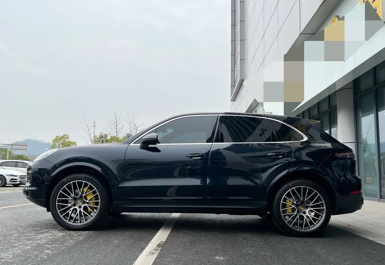 Porsche Cayenne (Imported) 2022 Cayenne 3.0T Platinum Edition Automatic Gear 7