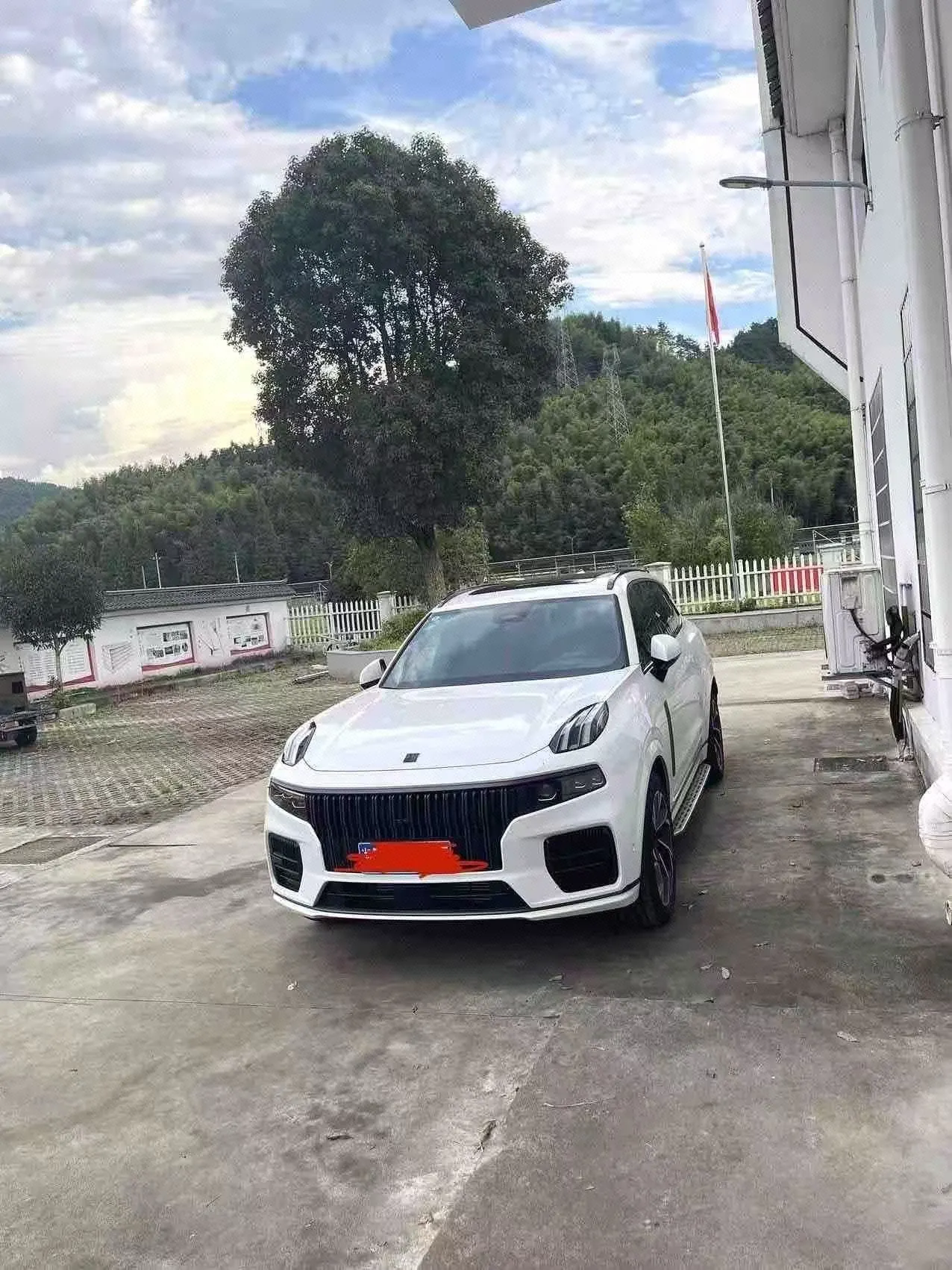 LYNK&amp;CO 2021 LYNK&amp;CO 09 MHEV 2.0T Halo 6-seat automatic gear - View 1