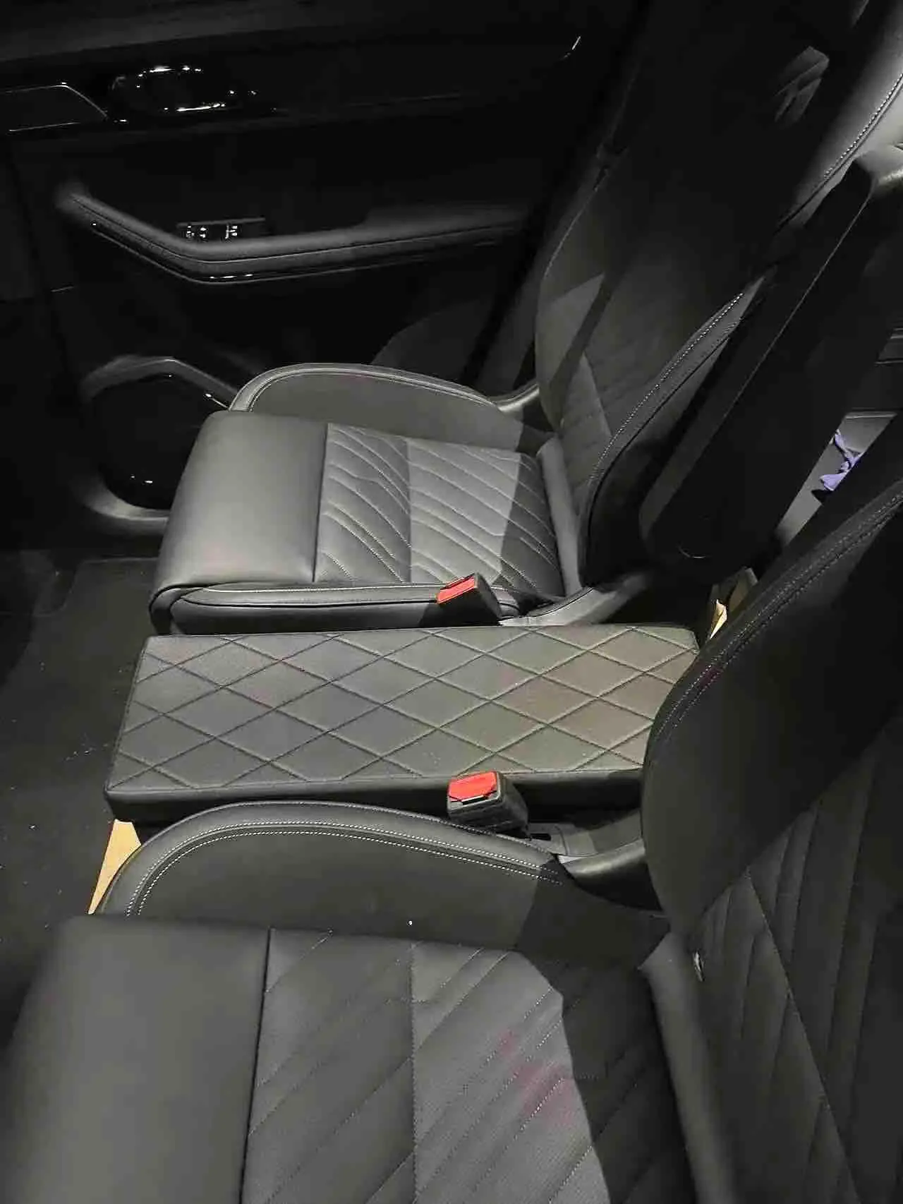 LYNK&amp;CO 2021 LYNK&amp;CO 09 MHEV 2.0T Halo 6-seat automatic gear 8