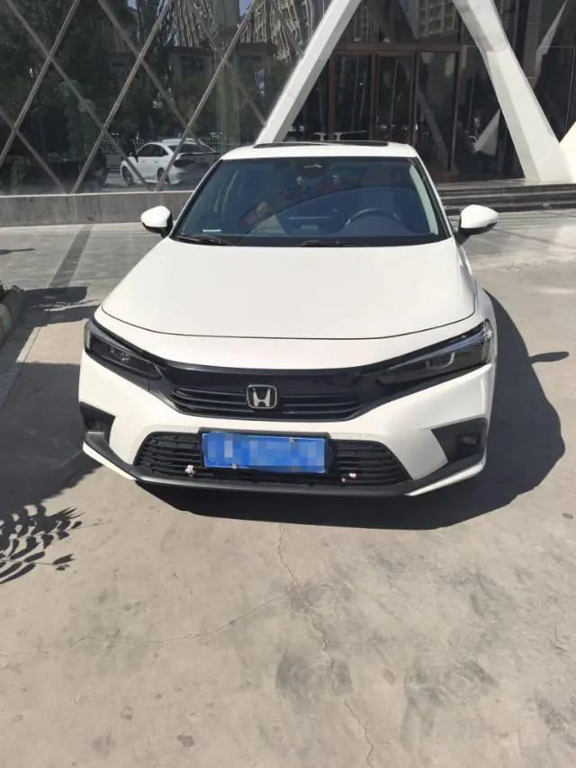 Honda 2022 Civic 1.5T Stepless 240TURBO Dynamic Automatic Gear 2