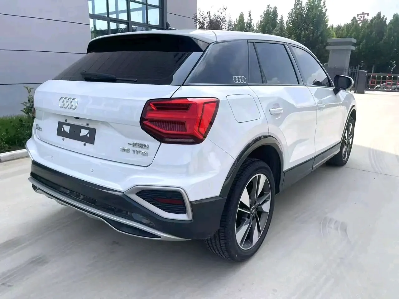 Audi 2021 Q2L 1.4TFSI 35TFSI Fashion Dynamic Automatic 9