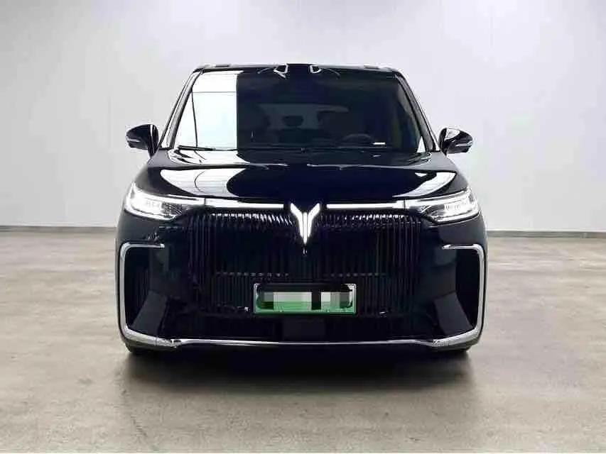 Voyah 2026 Dreamers PHEV 1.5T Champion Edition Automatic Gear 2
