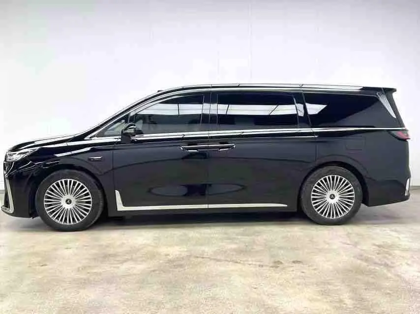 Voyah 2026 Dreamers PHEV 1.5T Champion Edition Automatic Gear 3
