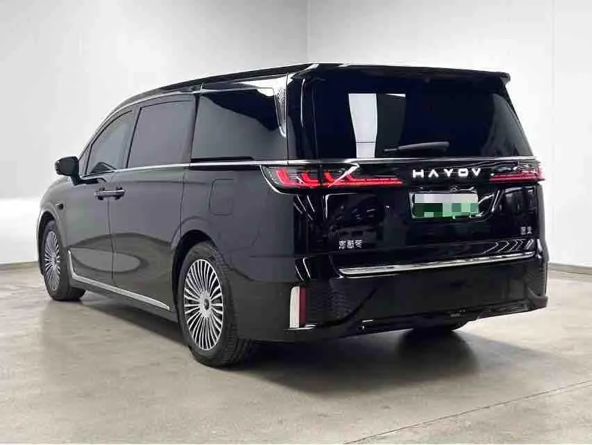 Voyah 2026 Dreamers PHEV 1.5T Champion Edition Automatic Gear 5