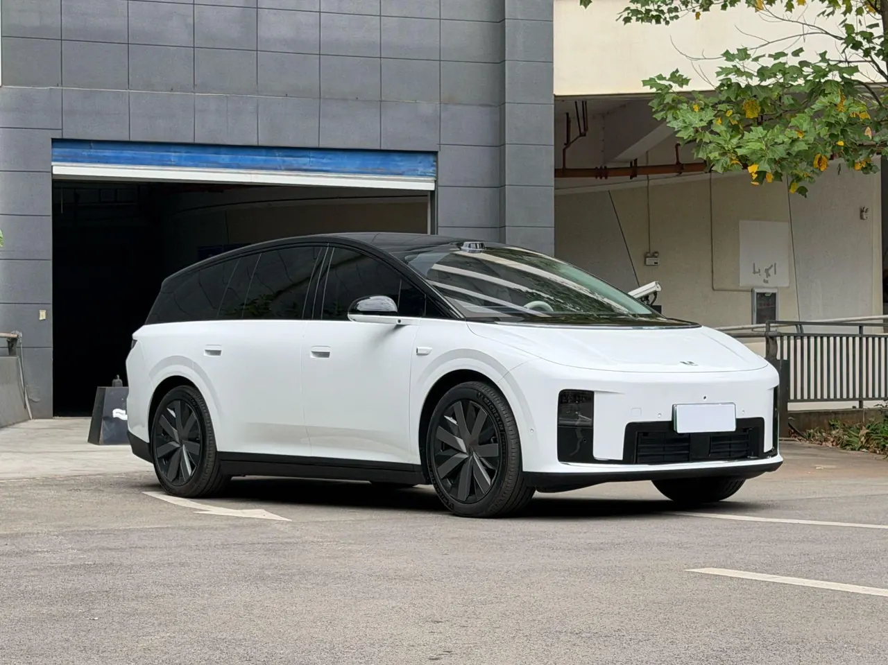 Li 2026 i8 four-wheel drive high-performance automatic gear 3