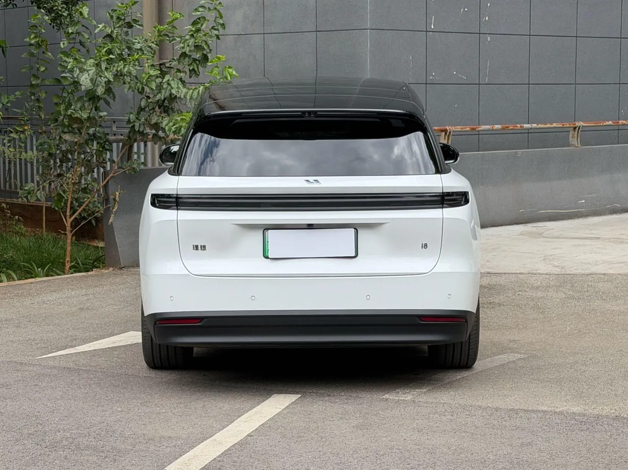 Li 2026 i8 four-wheel drive high-performance automatic gear 8