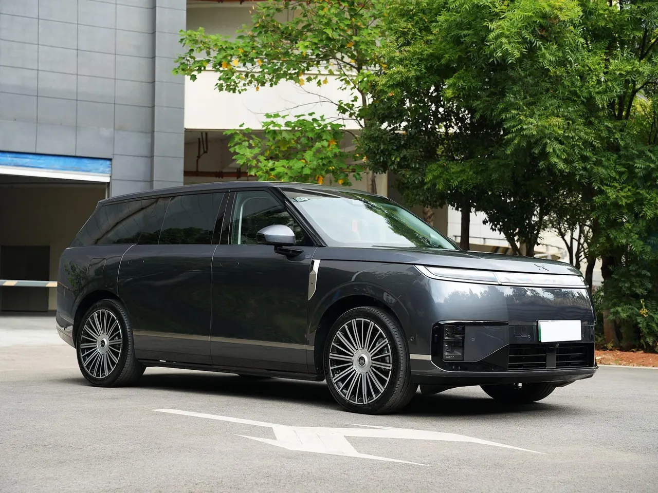 Xpeng 2026 GX 1585 Four-Wheel-Drive Ultra Flagship Model Automatic Transmission 3