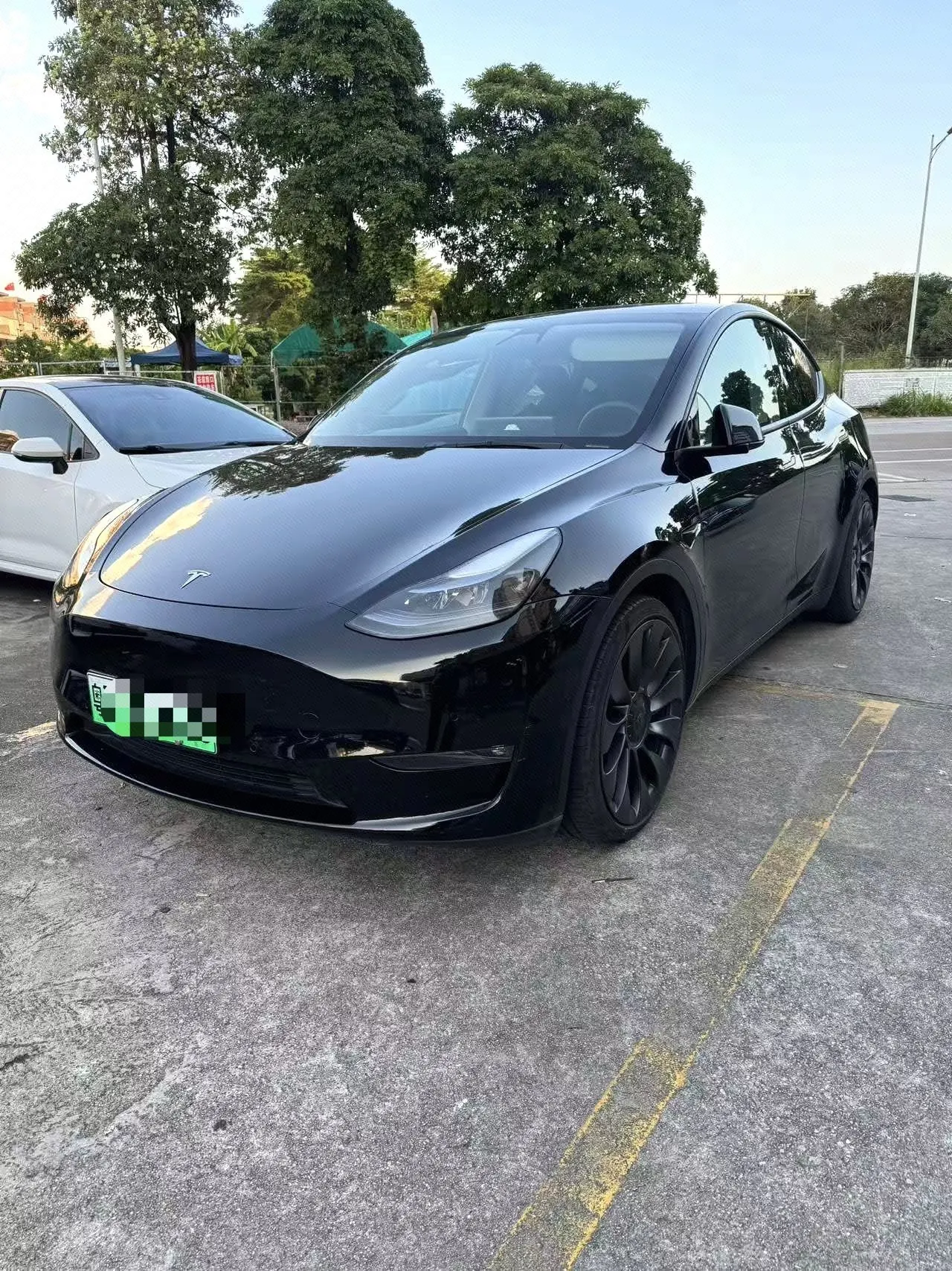 Open image lightbox: Tesla 2022 Model Y Performance high-performance all-wheel drive version (facelift) automatic gear