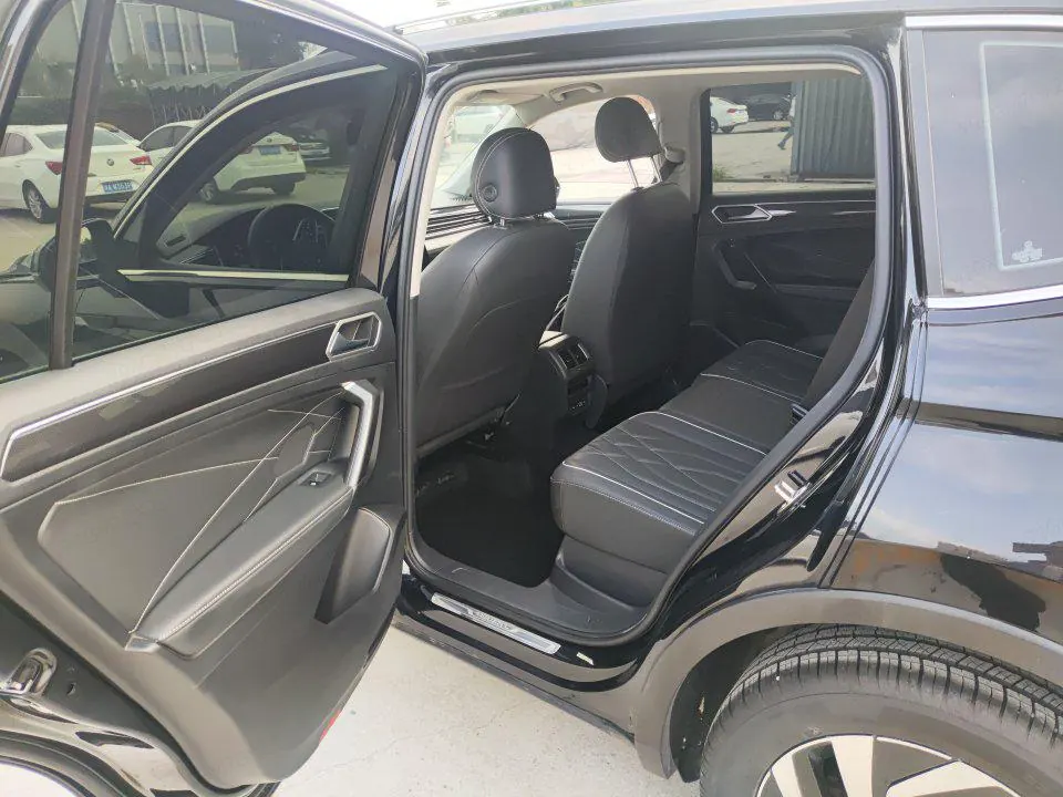 Volkswagen 2022 Tiguan L 2.0TSI 330TSI Two-Drive Smart Edition Automatic Gear 4
