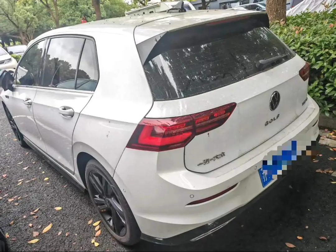 Volkswagen 2023 Golf 8 R-Line 1.4TSI 280TSI Automatic 6
