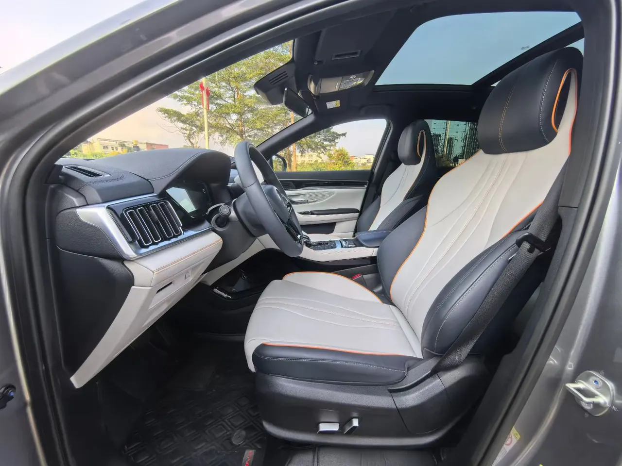 BYD Song PLUS New Energy 2021 Song PLUS DM-i 1.5 Stepless 110KM Flagship Automatic Gear 4