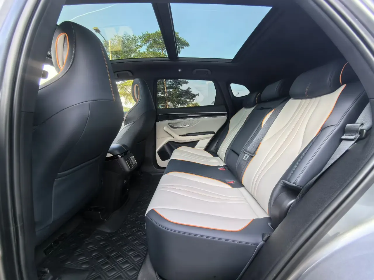 BYD Song PLUS New Energy 2021 Song PLUS DM-i 1.5 Stepless 110KM Flagship Automatic Gear 5