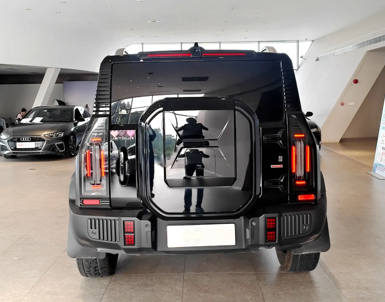 Jetour 2023 Traveler 2.0T 4WD Crossing PRO Automatic Gear 6