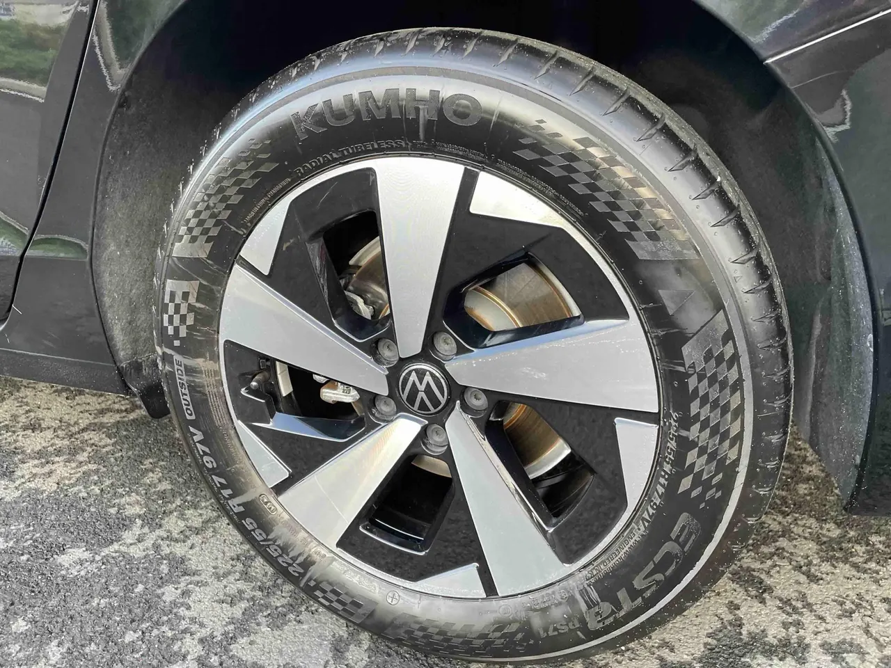 Volkswagen 2024 Magotan 1.5TSI 300TSI Premium Edition Automatic Gear 12