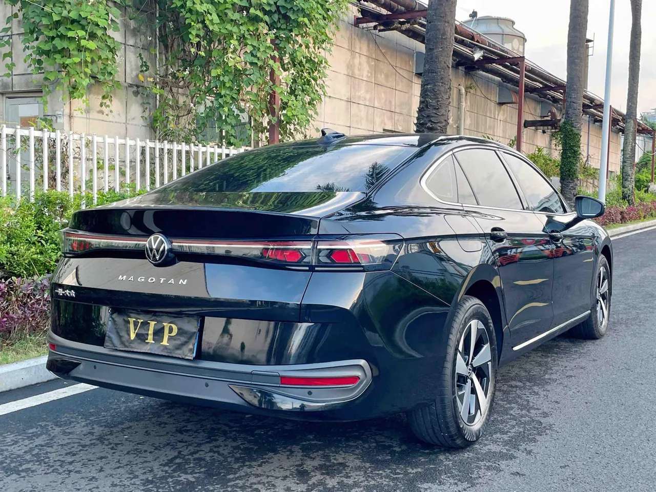 Volkswagen 2024 Magotan 1.5TSI 300TSI Premium Edition Automatic Gear 7
